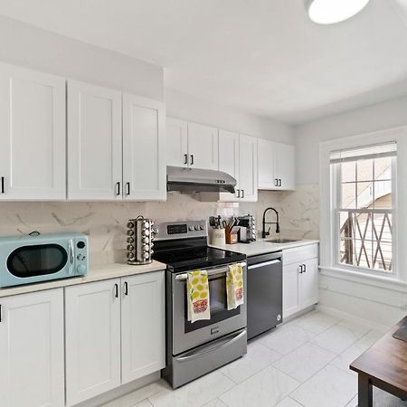شقة Cozy Gem In The Heart Of East Rock With Free Parking Near Yale And Dt نيو هافن المظهر الخارجي الصورة