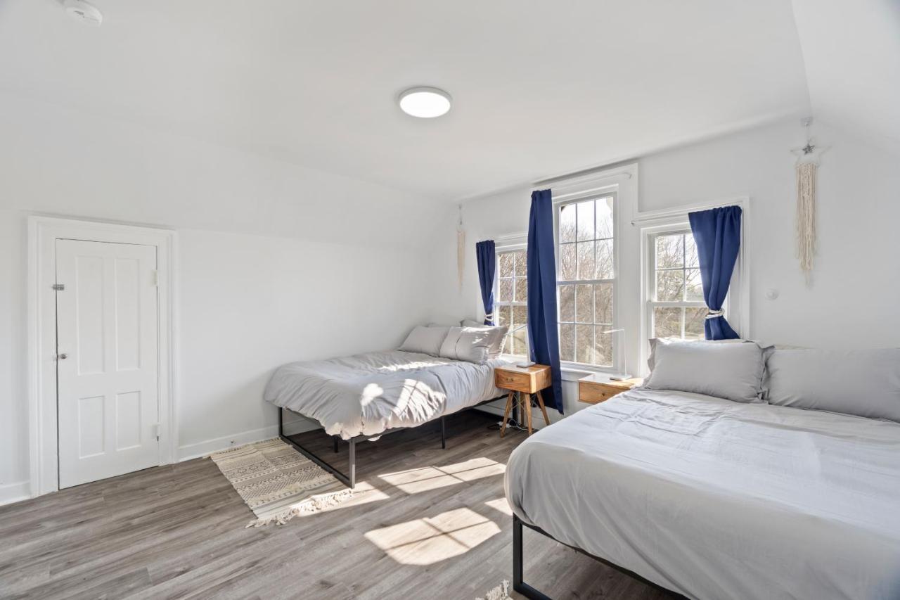 شقة Cozy Gem In The Heart Of East Rock With Free Parking Near Yale And Dt نيو هافن المظهر الخارجي الصورة