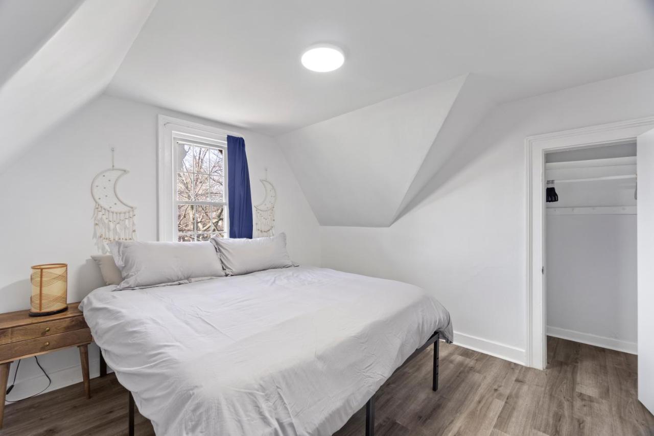 شقة Cozy Gem In The Heart Of East Rock With Free Parking Near Yale And Dt نيو هافن المظهر الخارجي الصورة